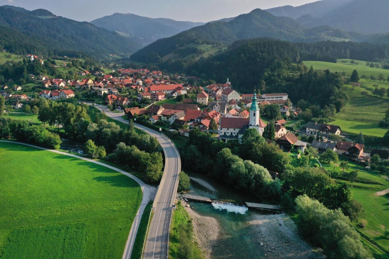 Tourist farm Kolar Villa Ljubno Exteriör bild