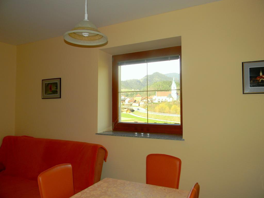 Tourist farm Kolar Villa Ljubno Rum bild