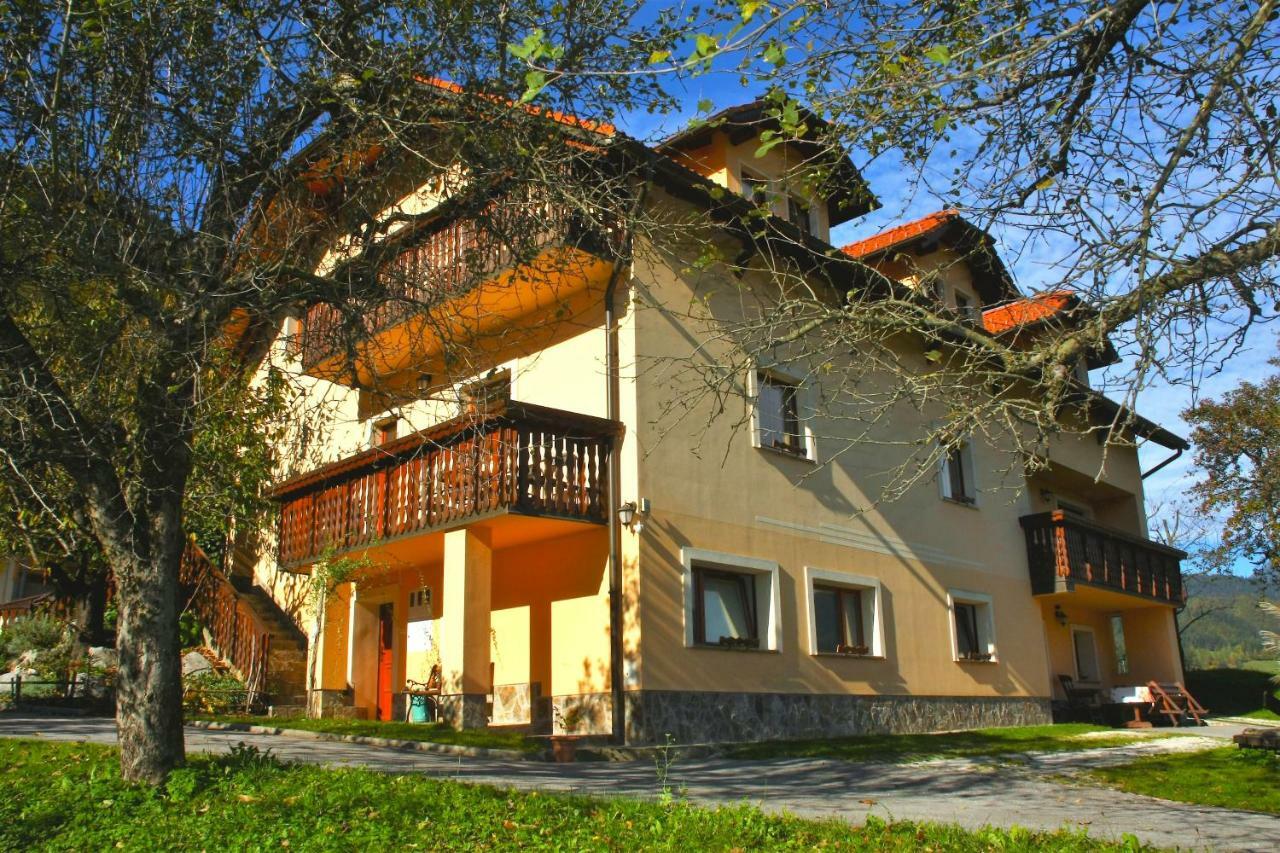 Tourist farm Kolar Villa Ljubno Exteriör bild